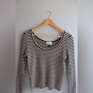Black and White Striped Long sleeve Tee, XL